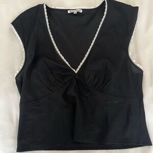 Reformation Cherry Top Black Size 4